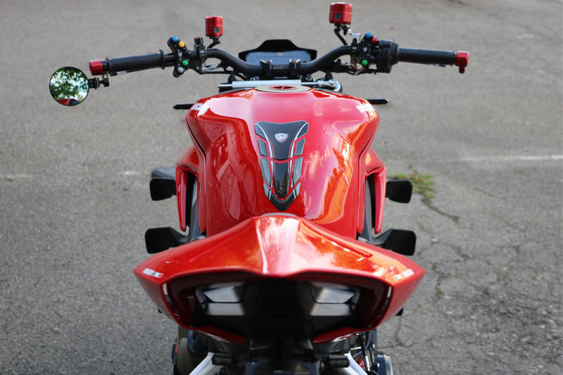 CNC RACING Adesivo protezione serbatoio carburante Ducati