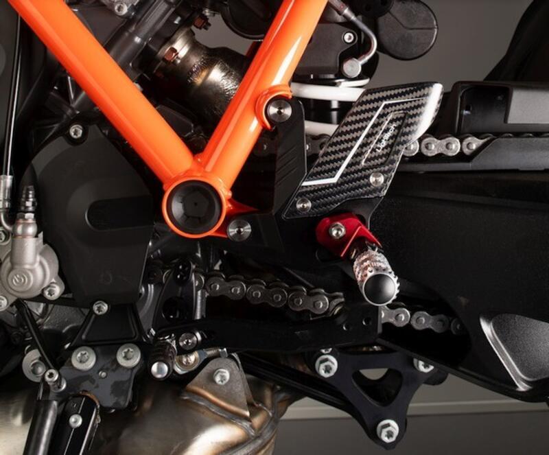 Lightech Pedane Regolabili R Version per Ktm Super Duke 1290 R - 1390 R - 2020  - 2025