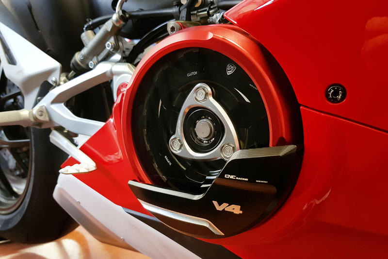 CNC RACING Carter protezione frizione Ducati Panigale V4 Streetfighter V4 Multistrada V4 RS