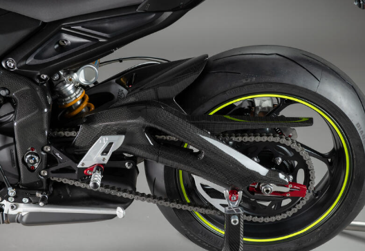 Lightech Protezioni Forcellone In Carbonio Lucido (Coppia) per Triumph Street Triple 765 R-RS-S-2017-2025