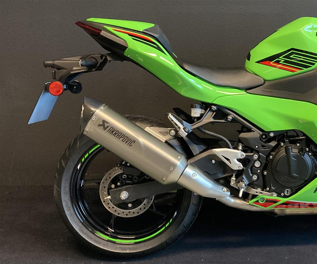 Scarico Akrapovic Sports Titanium Kawasaki Ninja 500 - 500 SE - Z500 - 500 SE 2024>