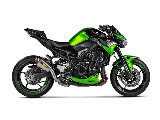Silenziatore slip-on in titanio Akrapovic per Kawasaki Z900 2025