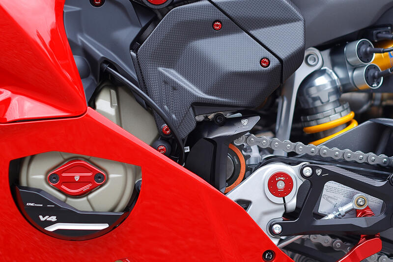 CNC RACING Cover pignone Ducati Panigale /Streetfighter V4