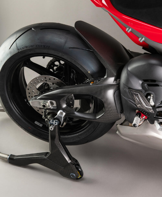 Lightech Protezione Forcellone in Carbonio per Ducati Panigale V4 - 2025