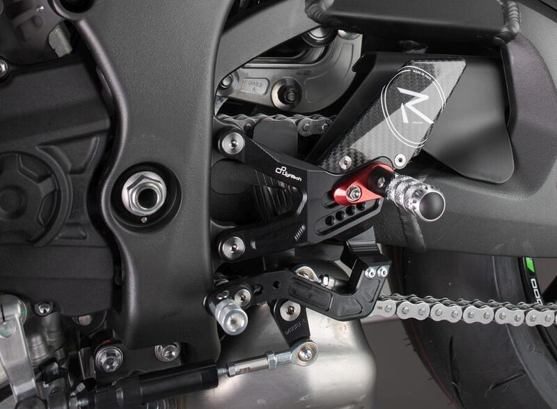 Lightech Pedane Regolabili R Version, Cambio Standard per Kawasaki ZX10R 2021-2024