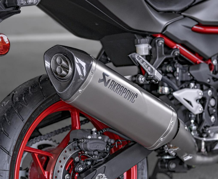 258EXP0116  Scarico Akrapovic Sports Titanium (Ninja/Z500)