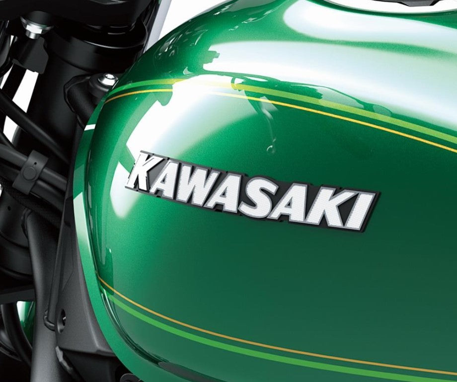 999941549  Emblemi serbatoio "KAWASAKI" Z650RS