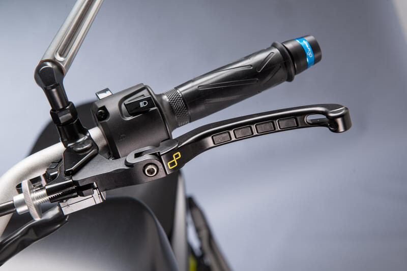 Lightech Contrappesi Manubrio In Alluminio Serie 300 per Yamaha MT 09 2024