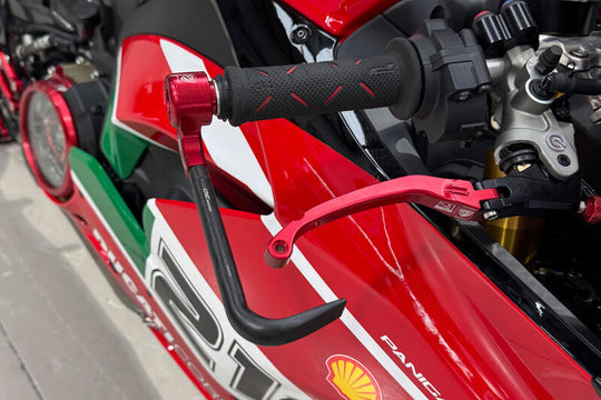CNC RACING Brake-Guard Race - Protezione leva freno anteriore - Troy Bayliss Limited Edition