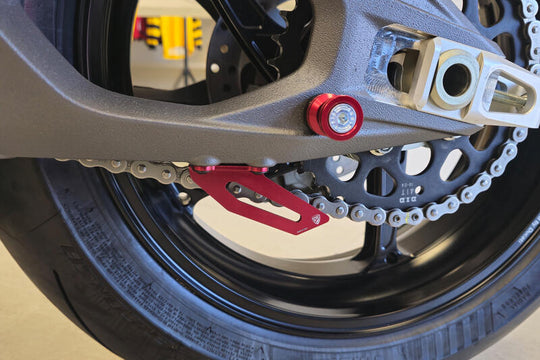 CNC RACING Protezione catena inferiore Ducati Panigale V4