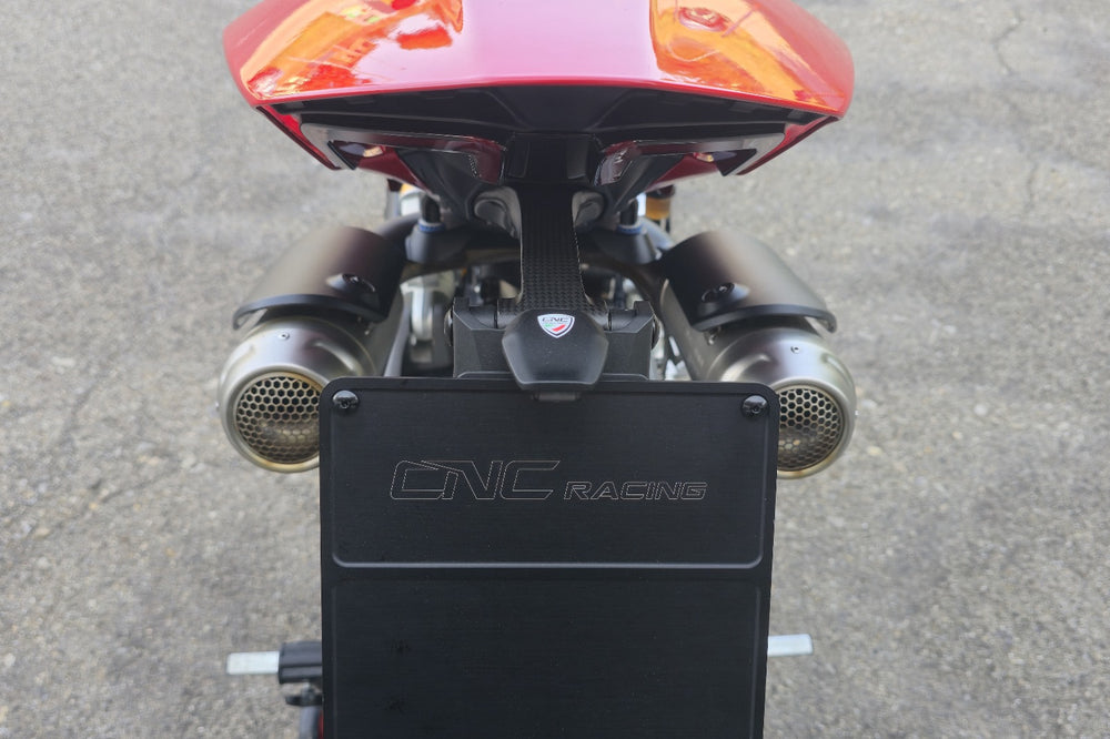 Lightech porta targa per Ducati Panigale V4-V2 e Street Fighter V4-V2 - 2025