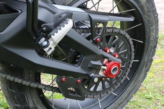 CNC RACING Supporti cavalletto M8