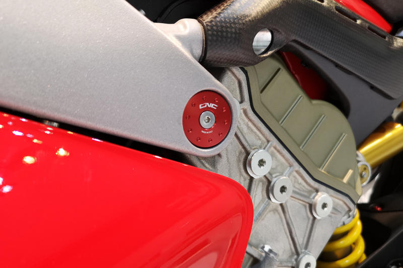 CNC RACING Kit tappi telaio Ducati Panigale e Streetfighter V4 - fori piccoli