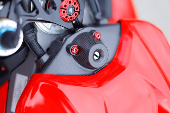 CNC RACING Cover blocchetto chiavi Ducati Panigale V4 - carbonio