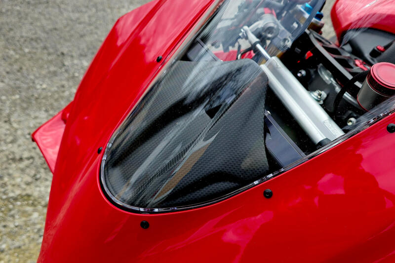 CNC RACING Cover inferiore cupolino Ducati Panigale V4 - carbonio