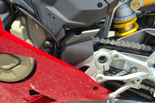 CNC RACING Cover pignone Ducati Panigale V4 - carbonio
