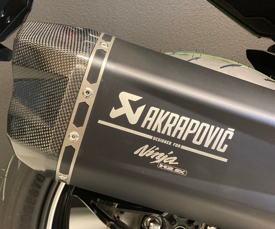 Scarico Akrapovic Sports Titanium per Kawasaki Ninja H2 SX SE  2025